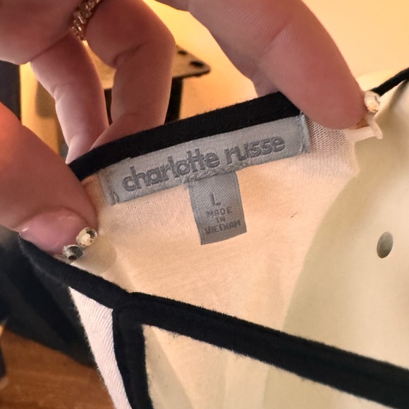 Charlotte Russe, mid drift crop top - Picture 4 of 4